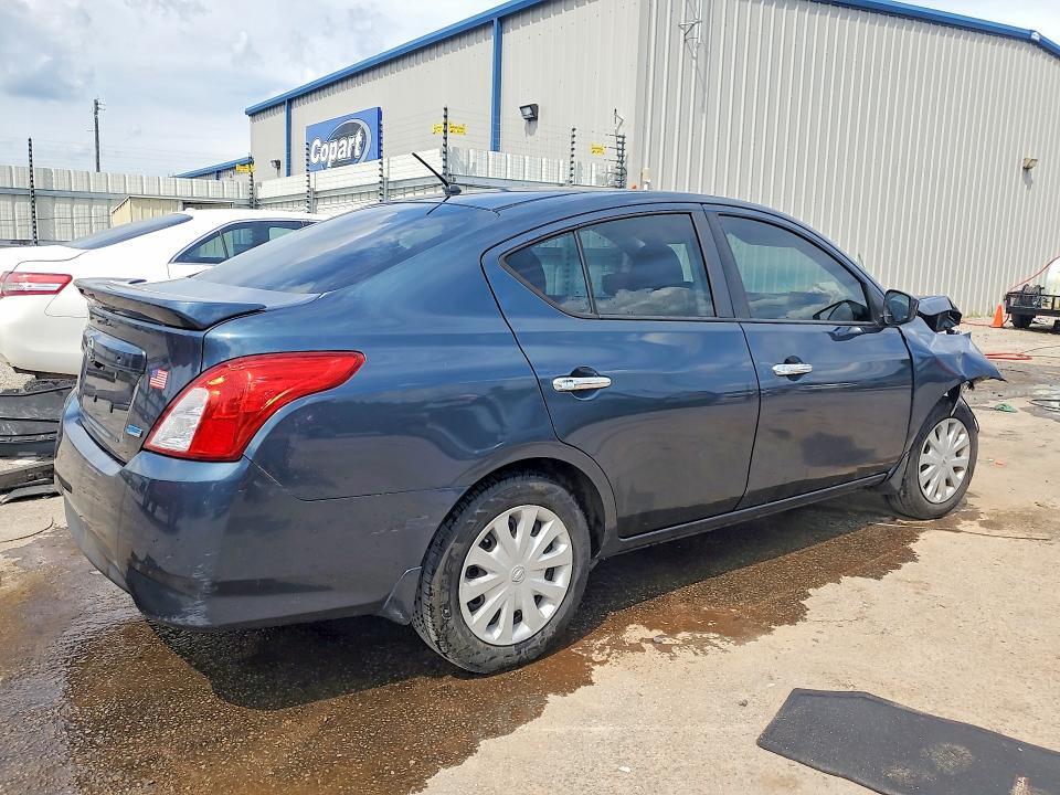2015 NISSAN VERSA 1.6 SV — Фото 3 из 13