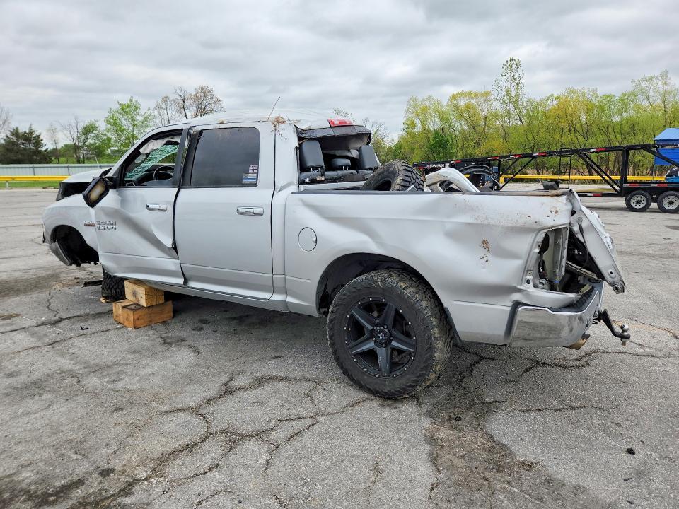 1C6RR7LT9FS636240 2015 RAM 1500 photo no. 2