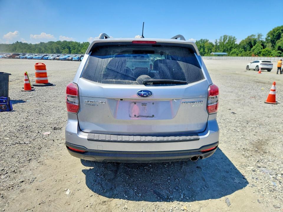 2015 SUBARU FORESTER LIMITED+MOONROOF — Фото 6 из 13