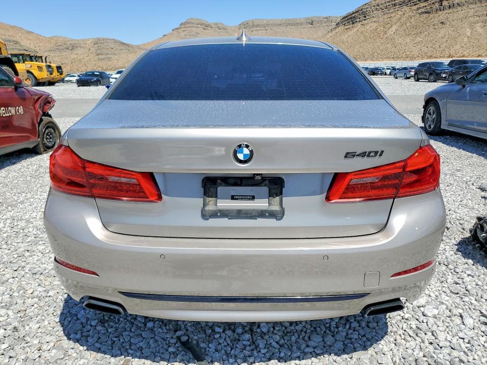 2017 BMW 540 I — Фото 6 из 13
