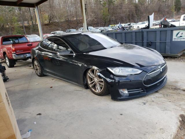 2015 TESLA MODEL S 85D — Фото 4 из 12