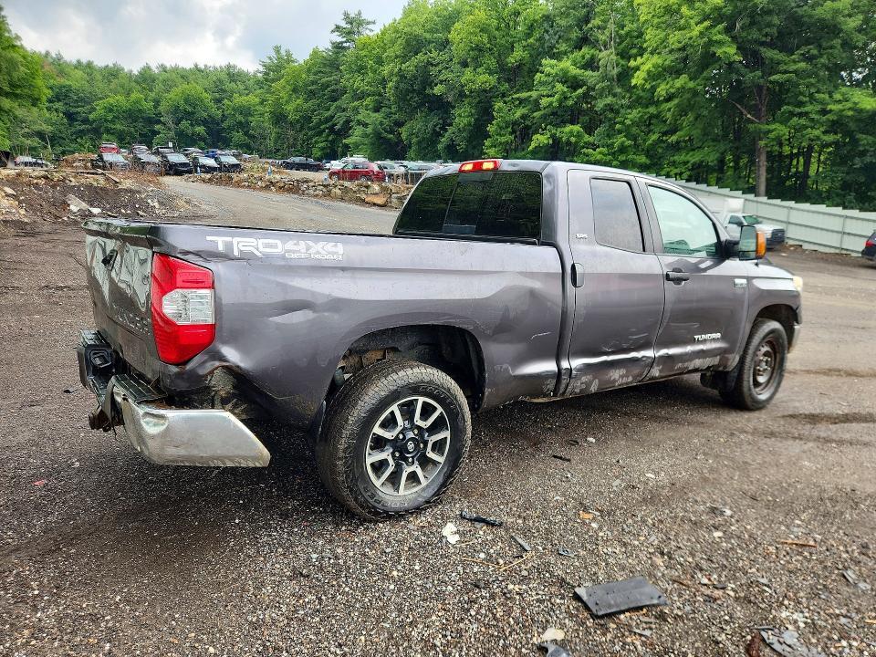 2015 TOYOTA TUNDRA SR5 — Фото 3 из 12