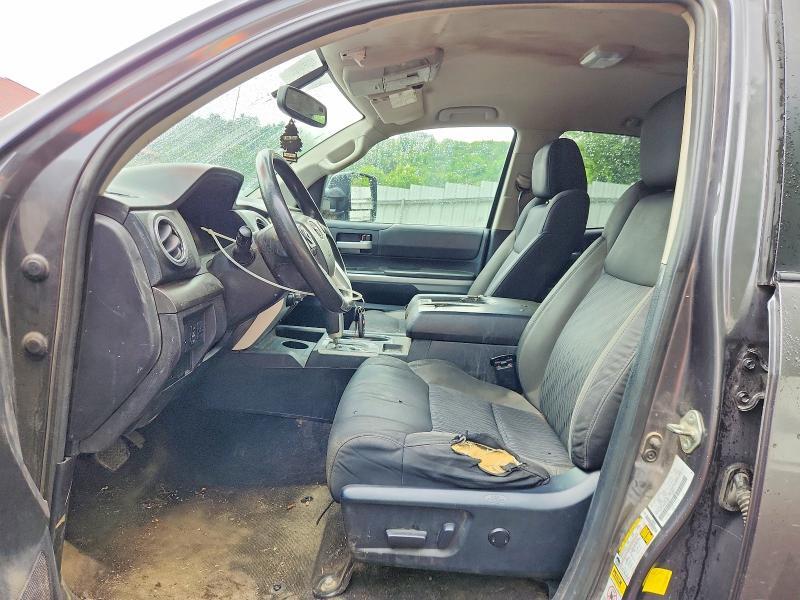 2015 TOYOTA TUNDRA SR5 — Фото 7 из 12