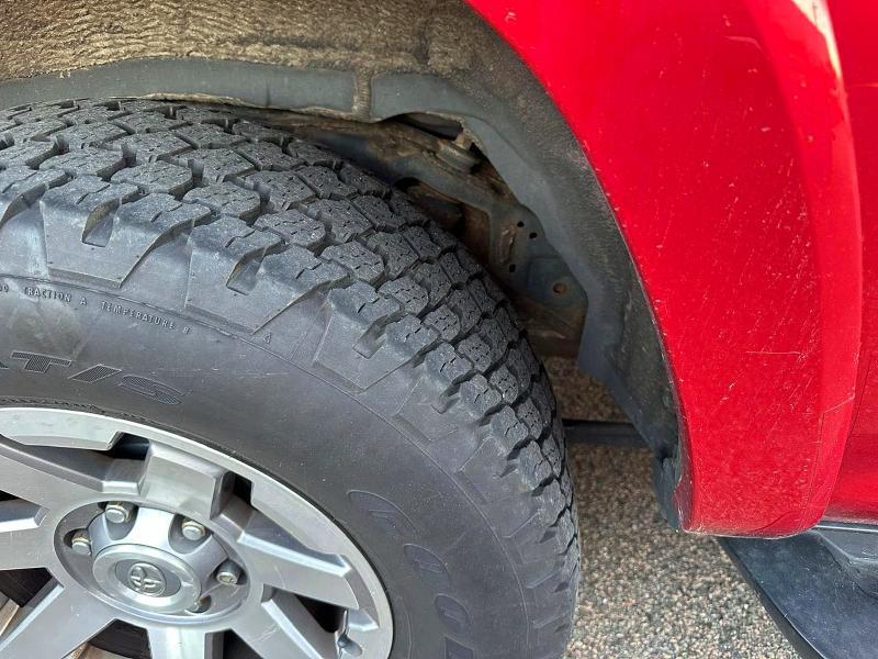 2015 TOYOTA 4RUNNER TRAIL PREMIUM — Фото 13 из 14