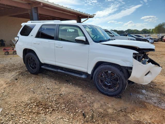 JTEZU5JR9F5109957 2015 TOYOTA 4RUNNER photo no. 4
