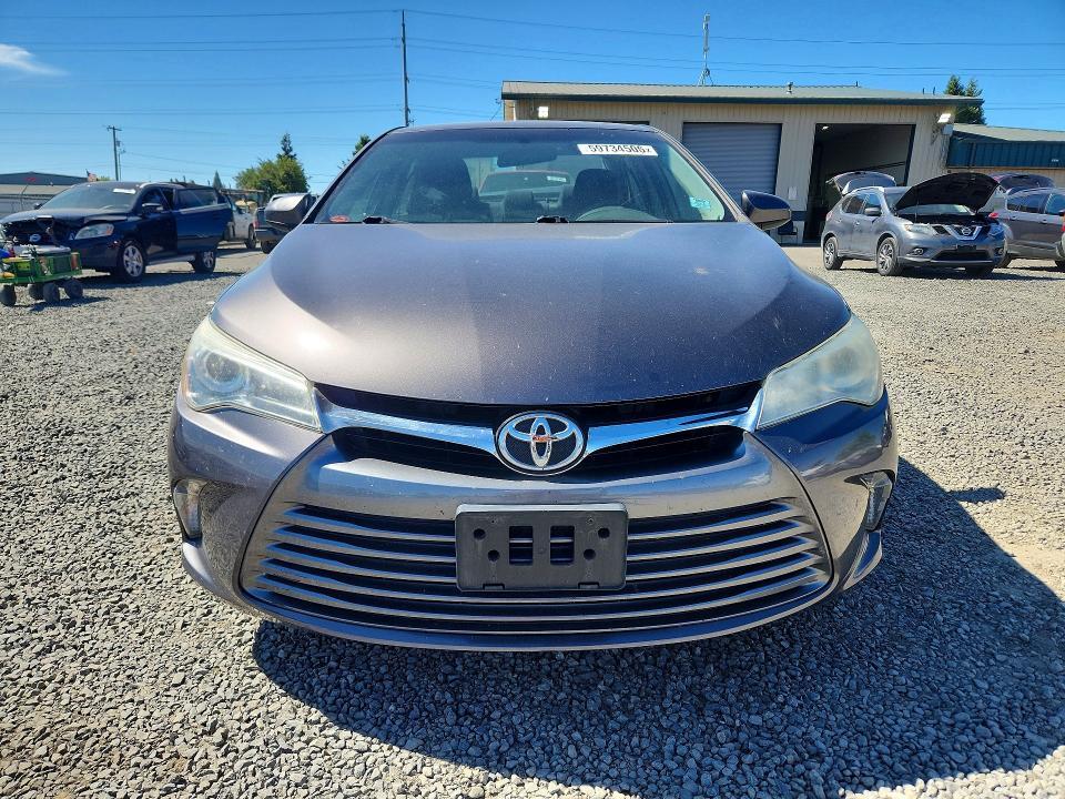 2015 TOYOTA CAMRY LE — Фото 5 из 13
