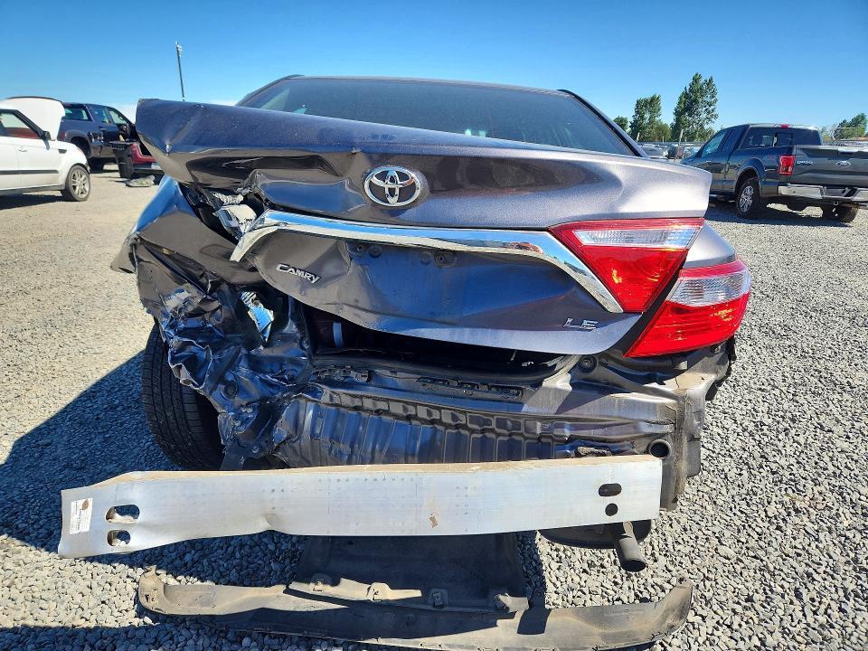 2015 TOYOTA CAMRY LE — Фото 6 из 13