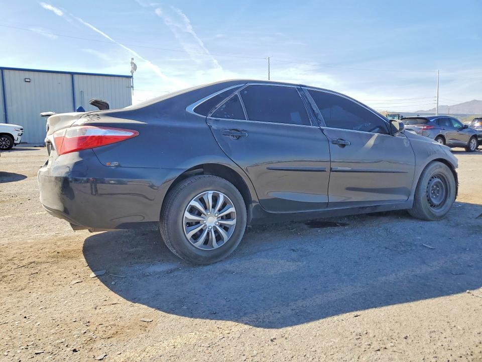 2015 TOYOTA CAMRY LE — Фото 3 из 13
