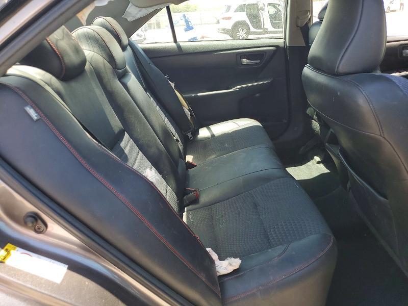 2015 TOYOTA CAMRY SE — Фото 10 из 13