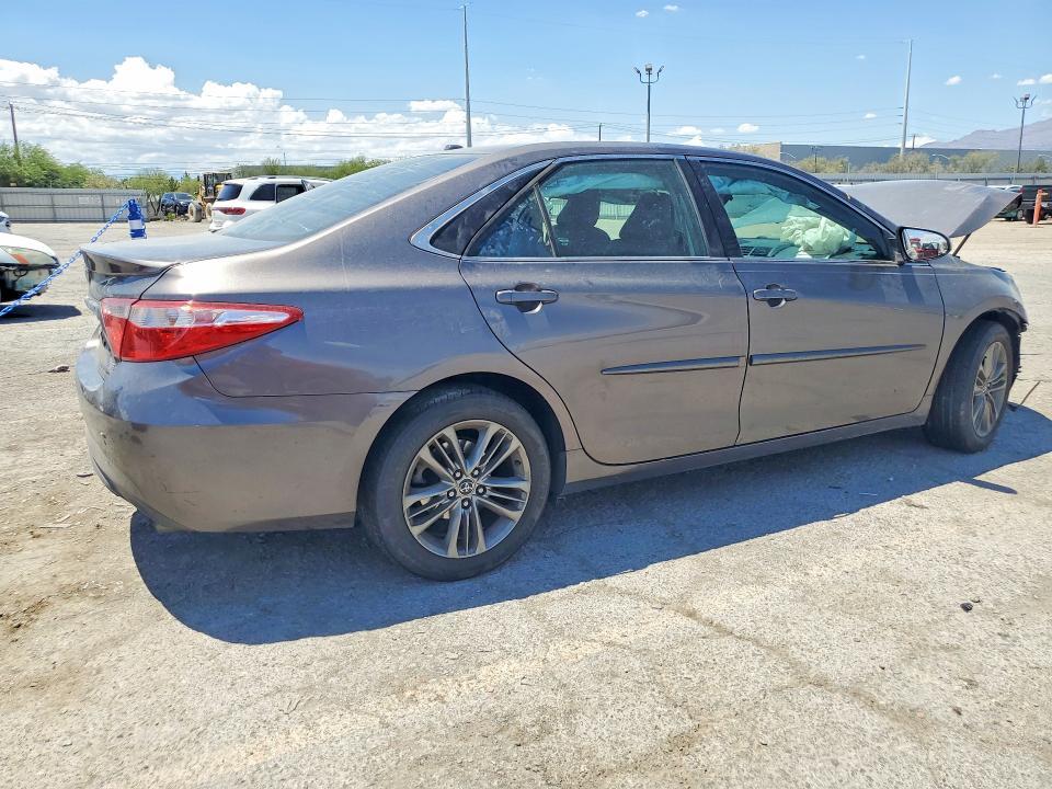 2015 TOYOTA CAMRY SE — Фото 3 из 13