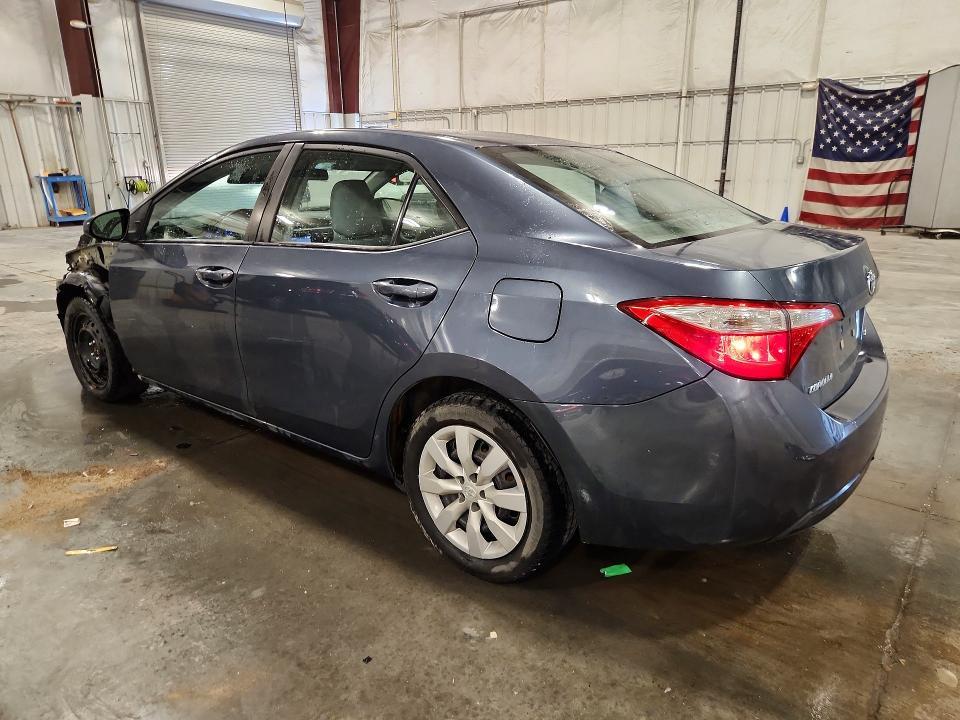 2015 TOYOTA COROLLA LE — Фото 2 из 13