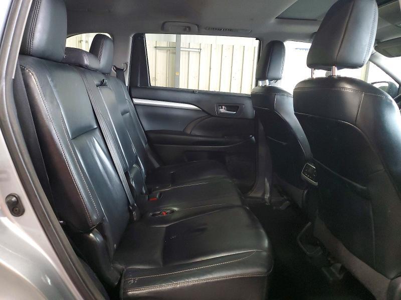 2015 TOYOTA HIGHLANDER XLE — Фото 11 из 14