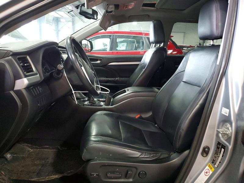 2015 TOYOTA HIGHLANDER XLE — Фото 7 из 14