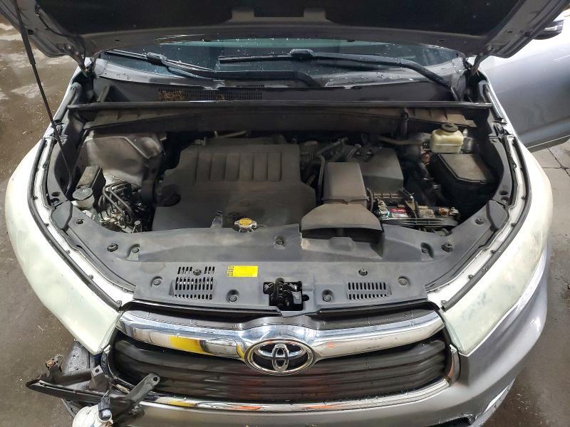 2015 TOYOTA HIGHLANDER XLE — Фото 12 из 13