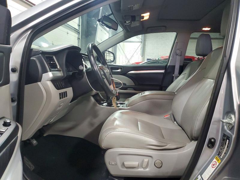 2015 TOYOTA HIGHLANDER XLE — Фото 7 из 13
