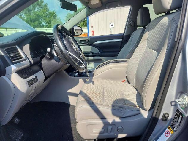 2015 TOYOTA HIGHLANDER LE PLUS — Фото 7 из 14