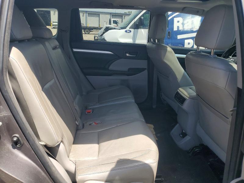 2015 TOYOTA HIGHLANDER XLE — Фото 11 из 13