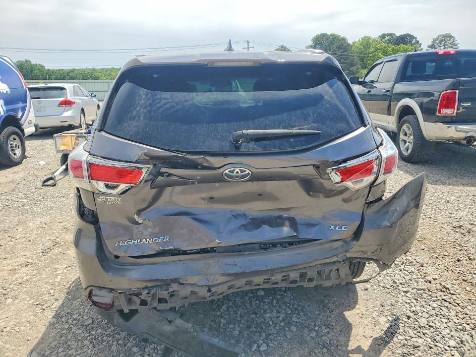 2015 TOYOTA HIGHLANDER XLE — Фото 6 из 13