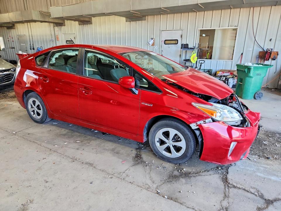 2015 TOYOTA PRIUS TWO — Фото 4 из 13