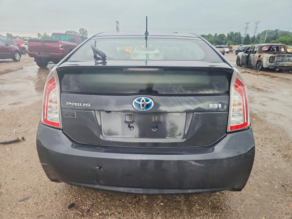 2015 TOYOTA PRIUS TWO — Фото 6 из 12
