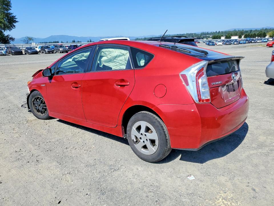 2015 TOYOTA PRIUS TWO — Фото 2 из 13