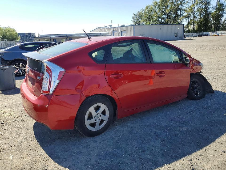 2015 TOYOTA PRIUS TWO — Фото 3 из 13