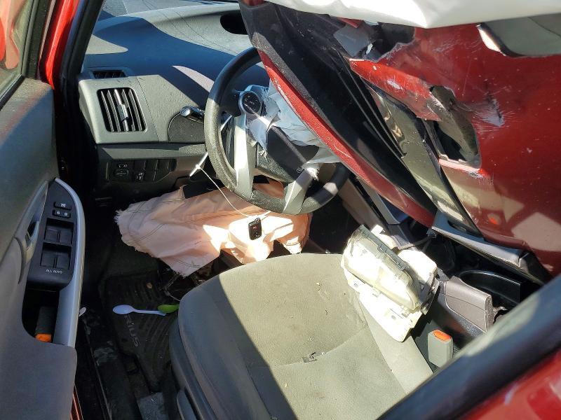 2015 TOYOTA PRIUS TWO — Фото 8 из 13