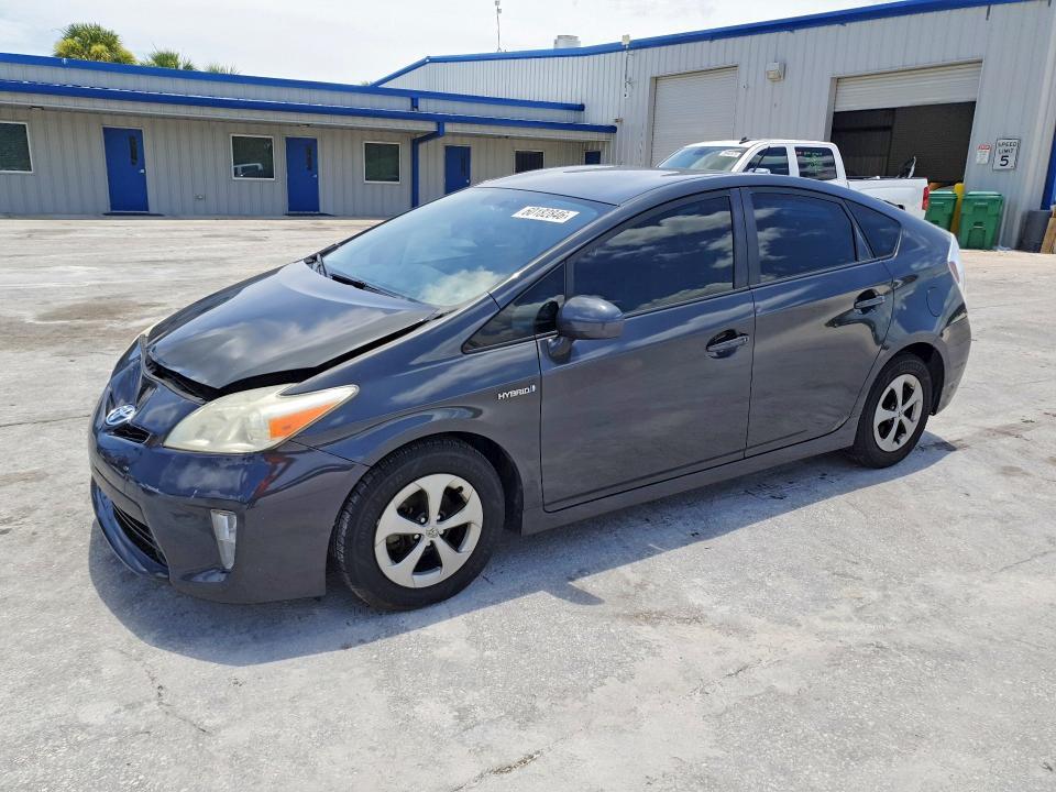 JTDKN3DUXF0439272 2015 TOYOTA PRIUS photo no. 1