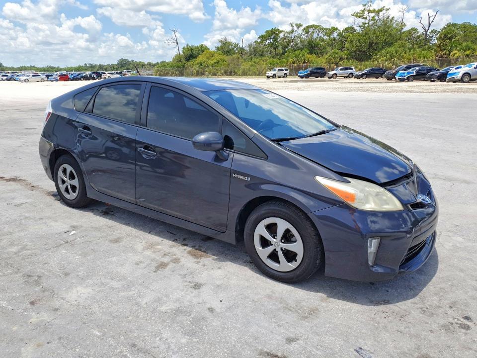 JTDKN3DUXF0439272 2015 TOYOTA PRIUS photo no. 4