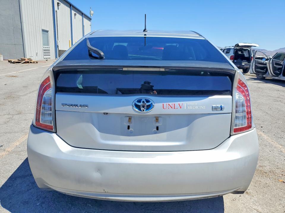 JTDKN3DU3F0394806 2015 TOYOTA PRIUS photo no. 6