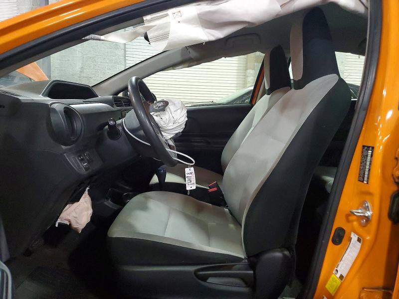 2015 TOYOTA PRIUS C ONE — Фото 7 из 14