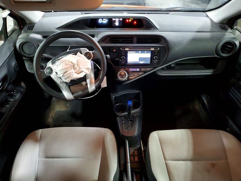 2015 TOYOTA PRIUS C ONE — Фото 8 из 14