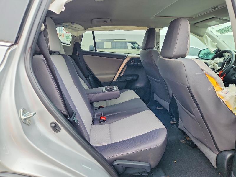 2015 TOYOTA RAV4 XLE — Фото 10 из 12