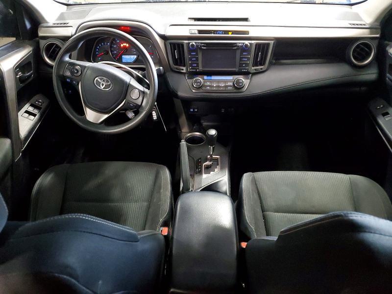 2015 TOYOTA RAV4 XLE — Фото 8 из 13