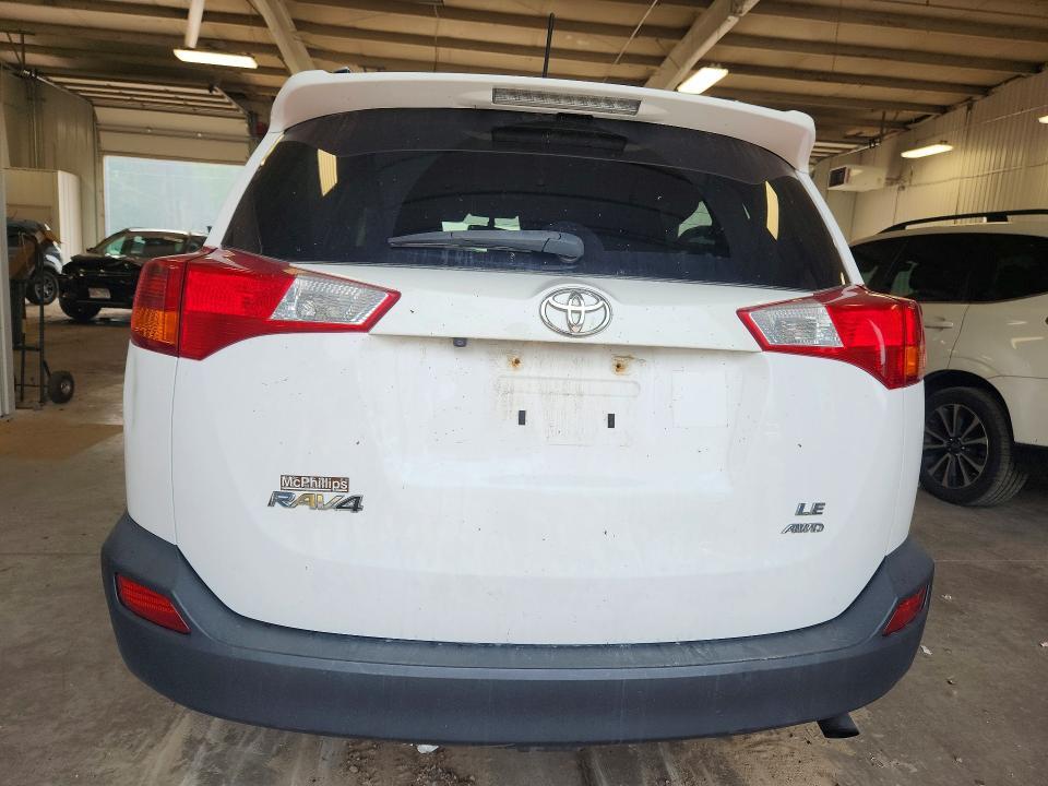 2015 TOYOTA RAV4 LE — Фото 6 из 13
