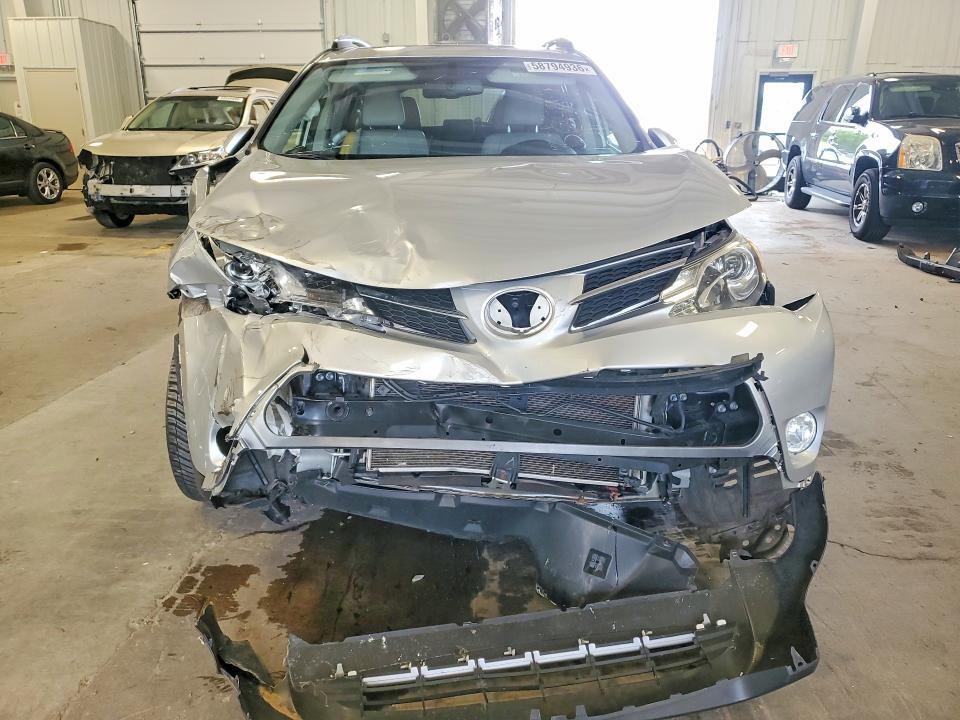 JTMDFREV3FD144751 2015 TOYOTA RAV4 photo no. 5