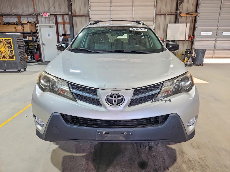 JTMBFREV5FJ037158 2015 TOYOTA RAV4 photo no. 5