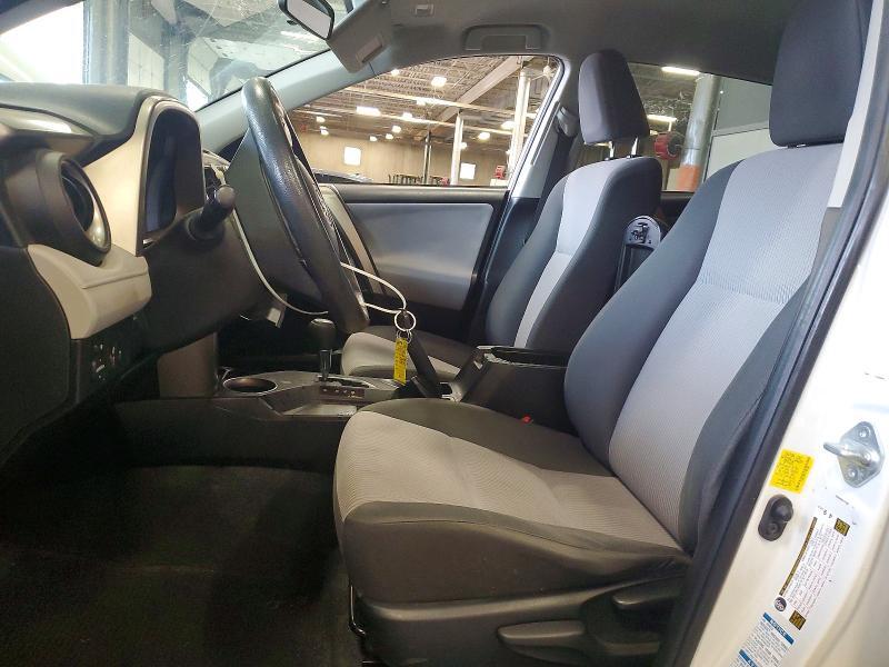 2015 TOYOTA RAV4 LE AWD — Фото 7 из 13