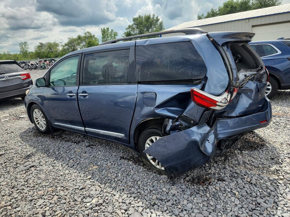 2015 TOYOTA SIENNA XLE PREMIUM 8-PASSENGER — Фото 2 из 13