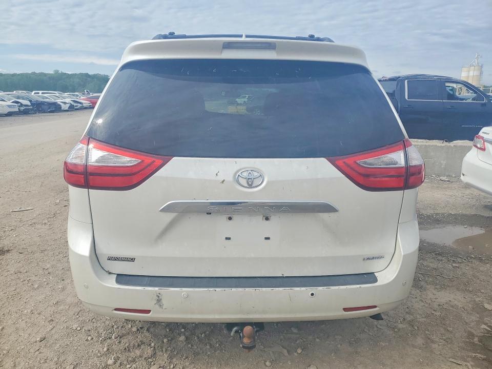 2015 TOYOTA SIENNA LIMITED PREMIUM 7-PASSENGER — Фото 6 из 13