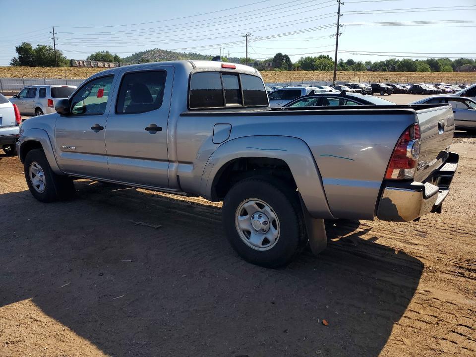 2015 TOYOTA TACOMA BASE V6 — Фото 2 из 12