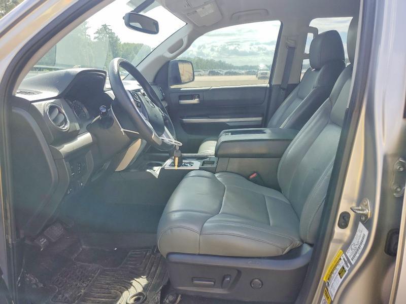 2015 TOYOTA TUNDRA CREWMAX SR5 — Фото 7 из 12