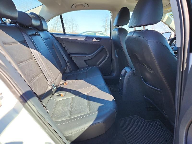 2015 VOLKSWAGEN JETTA SE — Фото 10 из 12