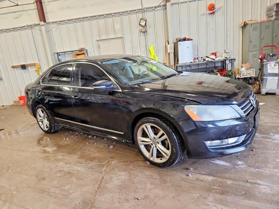 1VWBS7A37FC062598 2015 VOLKSWAGEN PASSAT photo no. 4