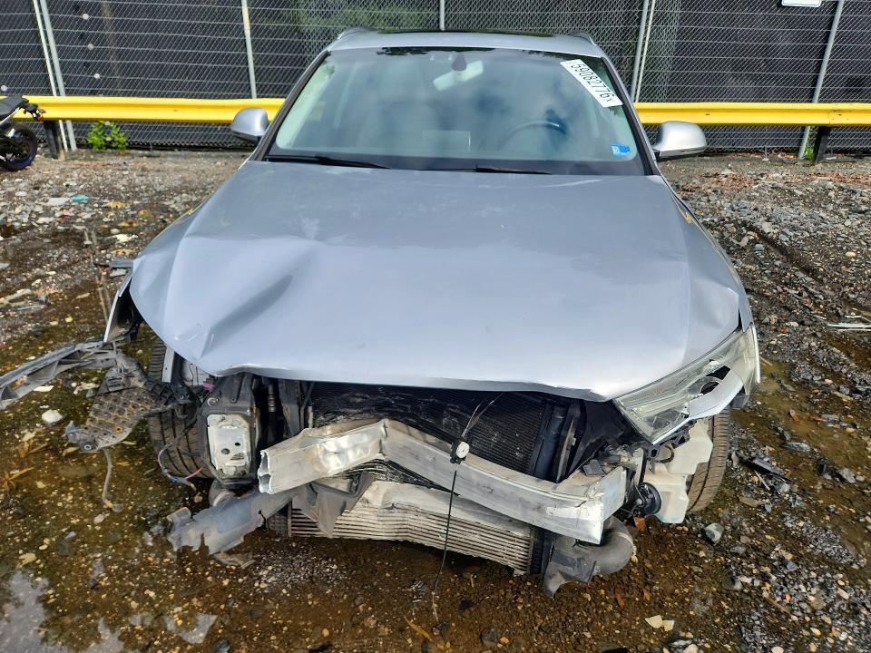 WA1EFCFS1GR012835 2016 AUDI Q3 photo no. 5
