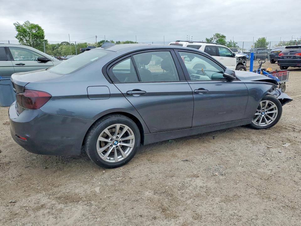 WBA8E5G5XGNT93082 2016 BMW 320 photo no. 3