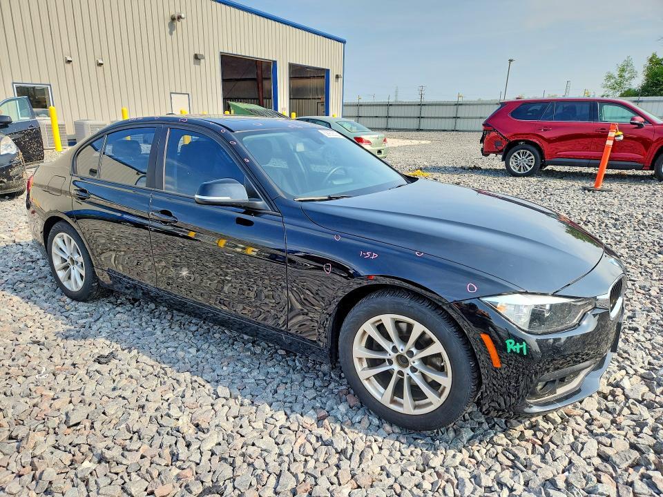 2016 BMW 320 XI — Фото 4 из 12