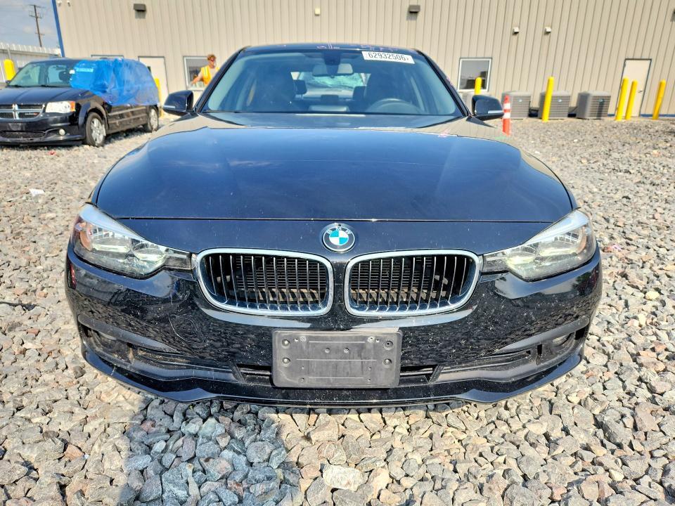 2016 BMW 320 XI — Фото 5 из 12