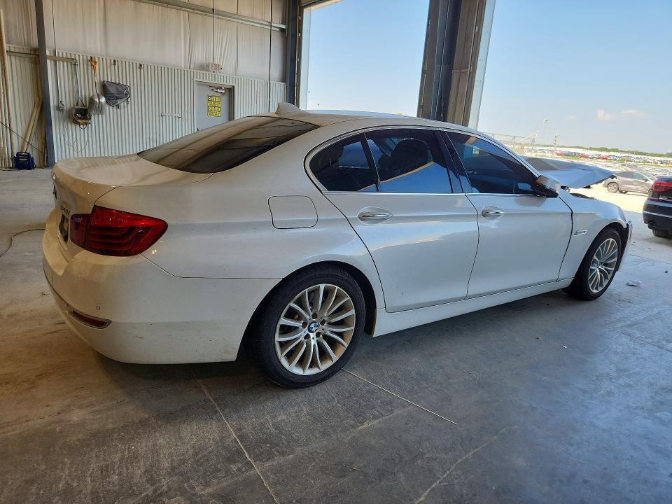 2016 BMW 528 XI — Фото 3 из 12
