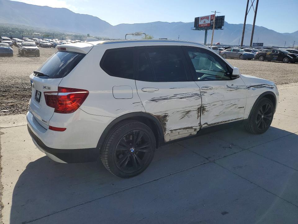 2016 BMW X3 XDRIVE28I — Фото 3 из 12